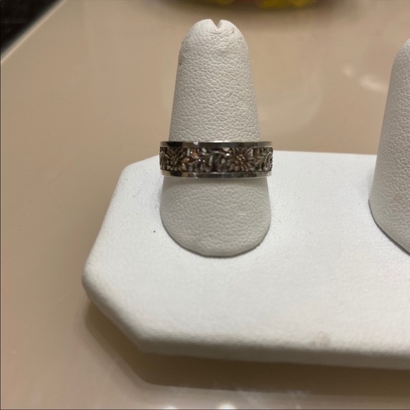 Edelweiss rings 5✨✨BEST SELLER - Picture 5 of 10